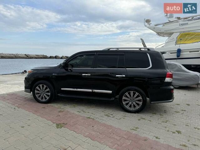 Черный Лексус ЛХ, объемом двигателя 5.66 л и пробегом 271 тыс. км за 29900 $, фото 13 на Automoto.ua