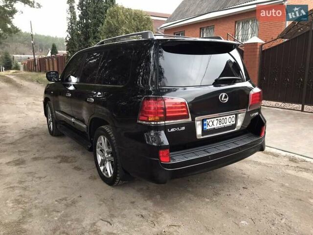 Черный Лексус ЛХ, объемом двигателя 5.7 л и пробегом 197 тыс. км за 39000 $, фото 4 на Automoto.ua