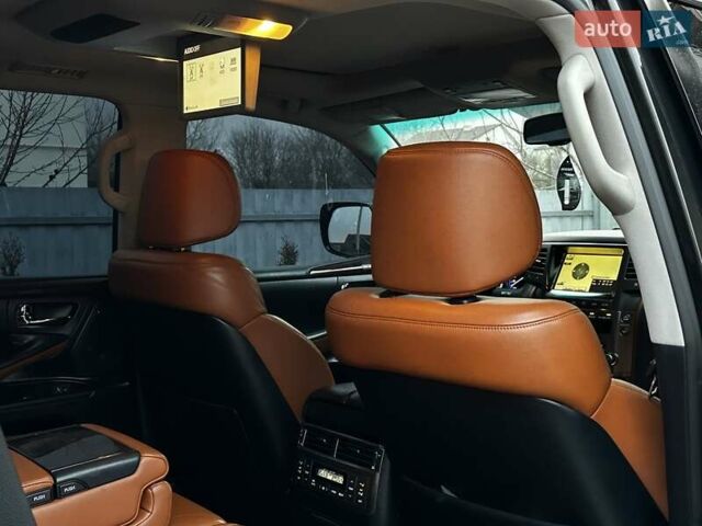 Черный Лексус ЛХ, объемом двигателя 5.66 л и пробегом 225 тыс. км за 30000 $, фото 47 на Automoto.ua