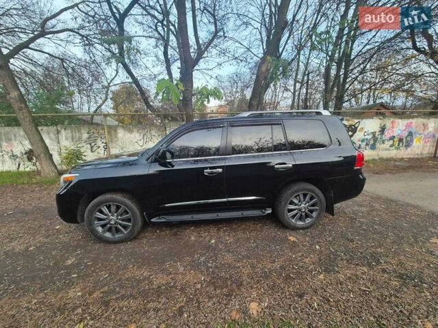 Черный Лексус ЛХ, объемом двигателя 5.66 л и пробегом 220 тыс. км за 29500 $, фото 7 на Automoto.ua