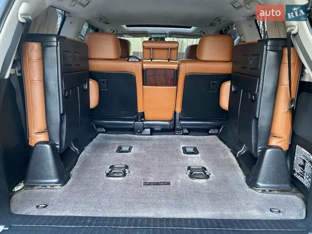 Чорний Лексус ЛХ, об'ємом двигуна 5.66 л та пробігом 205 тис. км за 29950 $, фото 35 на Automoto.ua
