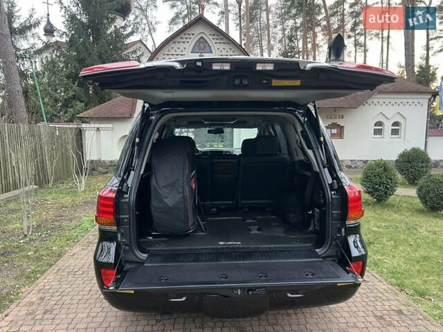 Чорний Лексус ЛХ, об'ємом двигуна 5.7 л та пробігом 244 тис. км за 24950 $, фото 33 на Automoto.ua