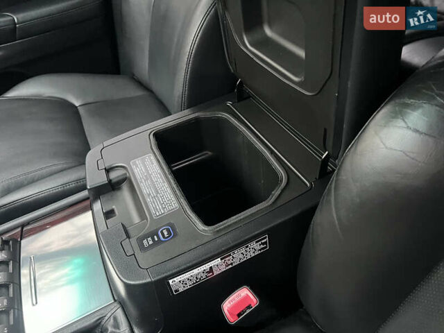 Чорний Лексус ЛХ, об'ємом двигуна 5.7 л та пробігом 244 тис. км за 24950 $, фото 63 на Automoto.ua