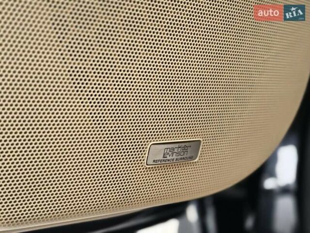 Черный Лексус ЛХ, объемом двигателя 5.66 л и пробегом 238 тыс. км за 25700 $, фото 36 на Automoto.ua