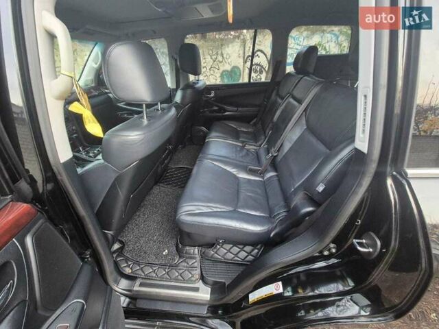 Черный Лексус ЛХ, объемом двигателя 5.66 л и пробегом 220 тыс. км за 29500 $, фото 9 на Automoto.ua