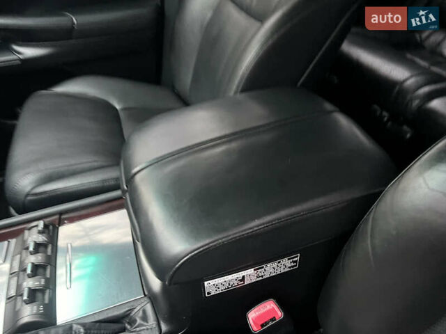 Чорний Лексус ЛХ, об'ємом двигуна 5.7 л та пробігом 244 тис. км за 24950 $, фото 48 на Automoto.ua