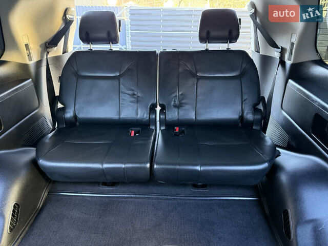 Черный Лексус ЛХ, объемом двигателя 5.66 л и пробегом 288 тыс. км за 29300 $, фото 22 на Automoto.ua