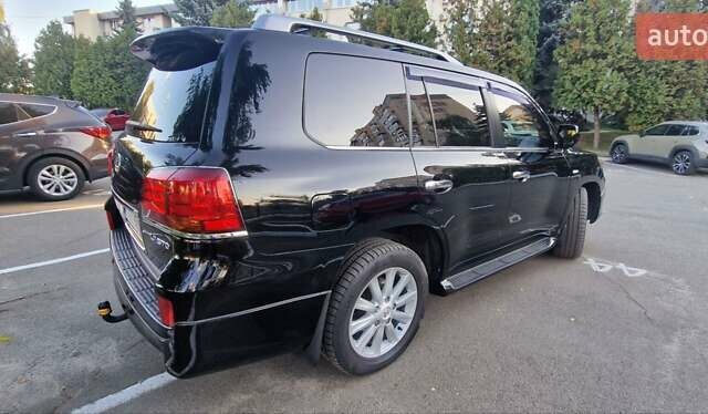 Черный Лексус ЛХ, объемом двигателя 5.7 л и пробегом 189 тыс. км за 31899 $, фото 6 на Automoto.ua