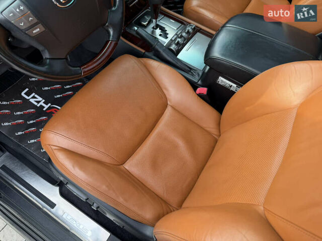 Черный Лексус ЛХ, объемом двигателя 5.7 л и пробегом 443 тыс. км за 26800 $, фото 36 на Automoto.ua