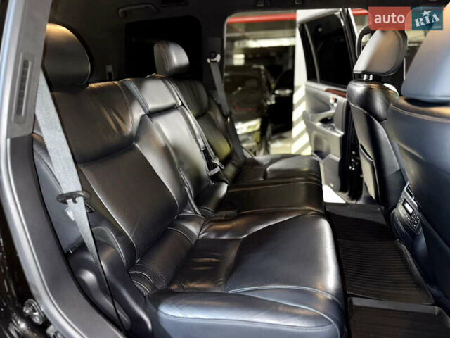Чорний Лексус ЛХ, об'ємом двигуна 5.66 л та пробігом 115 тис. км за 35500 $, фото 31 на Automoto.ua