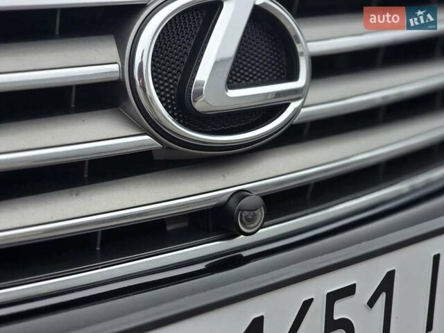 Черный Лексус ЛХ, объемом двигателя 5.66 л и пробегом 238 тыс. км за 25700 $, фото 23 на Automoto.ua