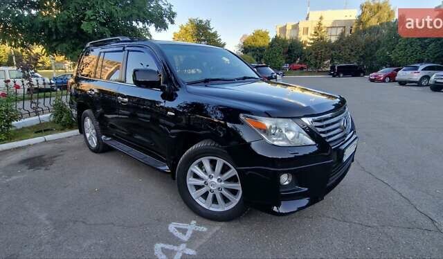Черный Лексус ЛХ, объемом двигателя 5.7 л и пробегом 189 тыс. км за 31899 $, фото 5 на Automoto.ua