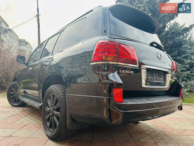 Чорний Лексус ЛХ, об'ємом двигуна 5.66 л та пробігом 243 тис. км за 25500 $, фото 9 на Automoto.ua