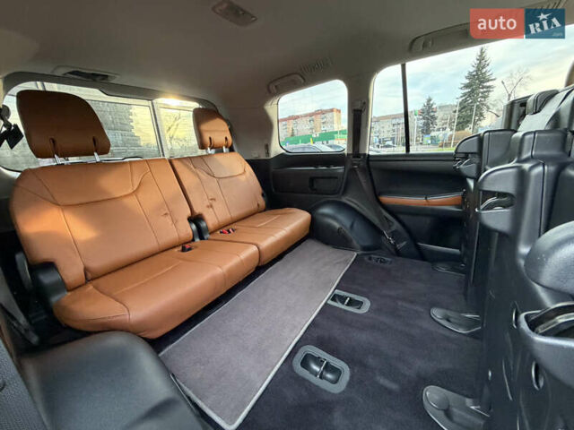 Черный Лексус ЛХ, объемом двигателя 5.7 л и пробегом 443 тыс. км за 26800 $, фото 47 на Automoto.ua