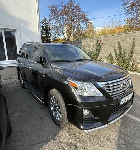 Чорний Лексус ЛХ, об'ємом двигуна 5.66 л та пробігом 106 тис. км за 38400 $, фото 1 на Automoto.ua