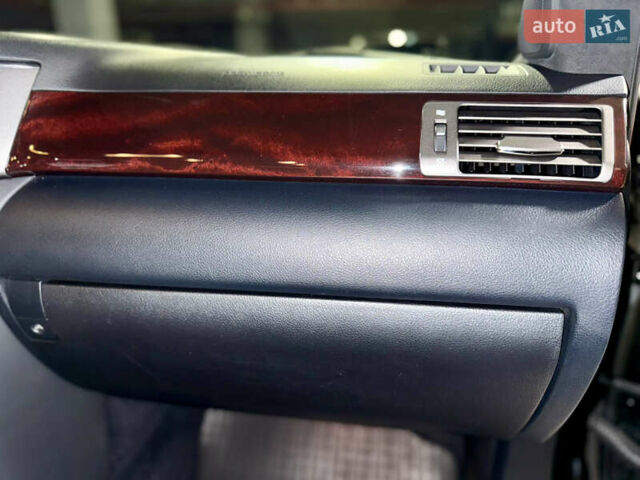 Чорний Лексус ЛХ, об'ємом двигуна 5.66 л та пробігом 115 тис. км за 35500 $, фото 41 на Automoto.ua