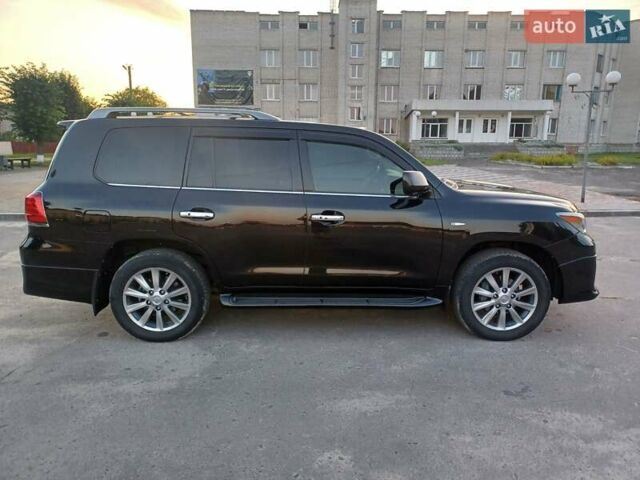 Черный Лексус ЛХ, объемом двигателя 5.66 л и пробегом 213 тыс. км за 42000 $, фото 8 на Automoto.ua