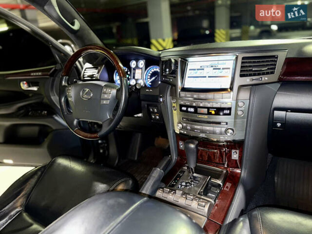 Чорний Лексус ЛХ, об'ємом двигуна 5.66 л та пробігом 115 тис. км за 35500 $, фото 37 на Automoto.ua