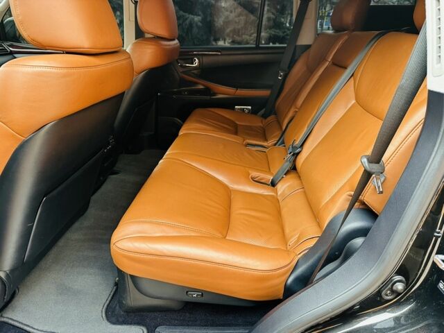 Чорний Лексус ЛХ, об'ємом двигуна 5.7 л та пробігом 224 тис. км за 25500 $, фото 14 на Automoto.ua