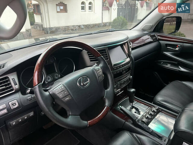 Чорний Лексус ЛХ, об'ємом двигуна 5.7 л та пробігом 244 тис. км за 24950 $, фото 54 на Automoto.ua