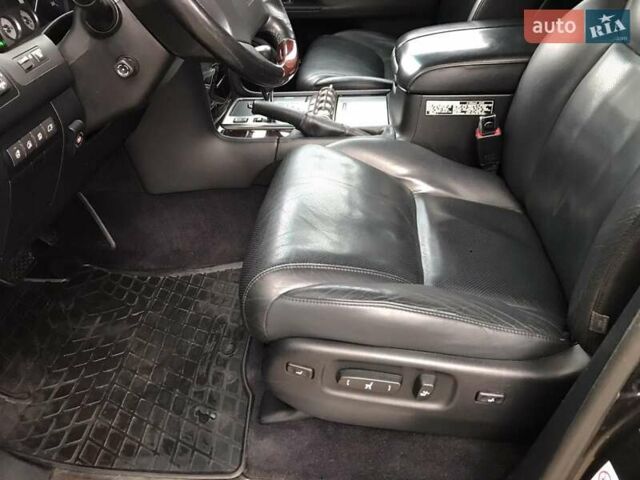 Черный Лексус ЛХ, объемом двигателя 5.7 л и пробегом 197 тыс. км за 39000 $, фото 8 на Automoto.ua