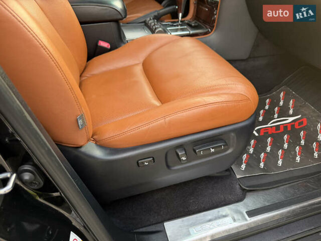 Черный Лексус ЛХ, объемом двигателя 5.7 л и пробегом 443 тыс. км за 26800 $, фото 58 на Automoto.ua