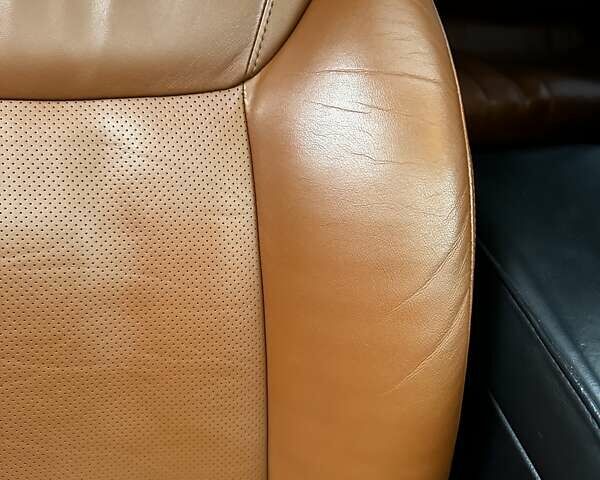 Черный Лексус ЛХ, объемом двигателя 5.66 л и пробегом 225 тыс. км за 30000 $, фото 40 на Automoto.ua