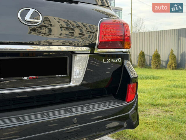 Черный Лексус ЛХ, объемом двигателя 5.7 л и пробегом 443 тыс. км за 26800 $, фото 24 на Automoto.ua