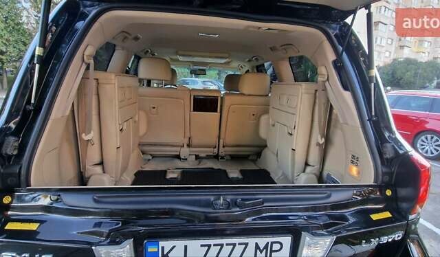 Черный Лексус ЛХ, объемом двигателя 5.7 л и пробегом 189 тыс. км за 31899 $, фото 4 на Automoto.ua