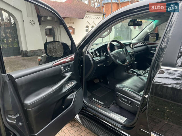 Чорний Лексус ЛХ, об'ємом двигуна 5.7 л та пробігом 244 тис. км за 24950 $, фото 39 на Automoto.ua
