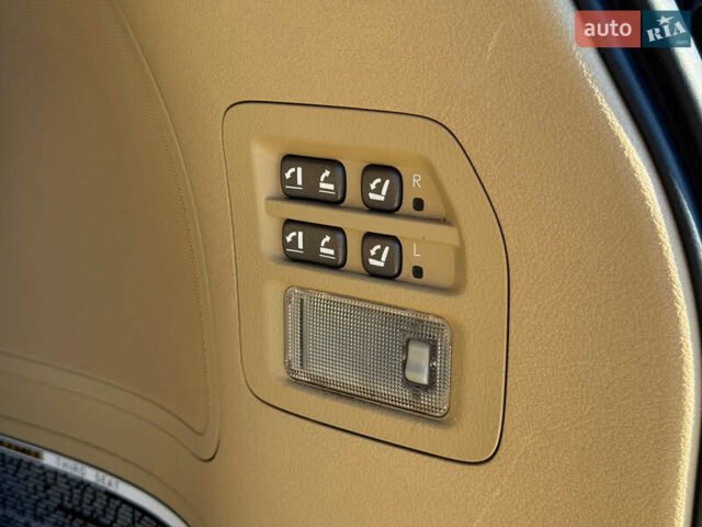 Чорний Лексус ЛХ, об'ємом двигуна 5.66 л та пробігом 106 тис. км за 37999 $, фото 38 на Automoto.ua