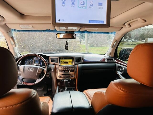 Чорний Лексус ЛХ, об'ємом двигуна 5.7 л та пробігом 224 тис. км за 25500 $, фото 7 на Automoto.ua