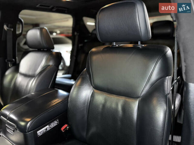 Чорний Лексус ЛХ, об'ємом двигуна 5.66 л та пробігом 115 тис. км за 35500 $, фото 21 на Automoto.ua