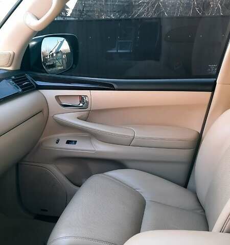 Чорний Лексус ЛХ, об'ємом двигуна 5.7 л та пробігом 85 тис. км за 46000 $, фото 13 на Automoto.ua