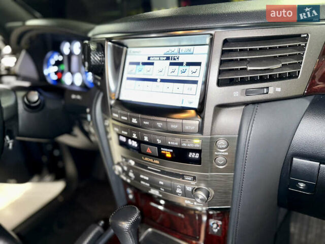 Чорний Лексус ЛХ, об'ємом двигуна 5.66 л та пробігом 115 тис. км за 35500 $, фото 39 на Automoto.ua