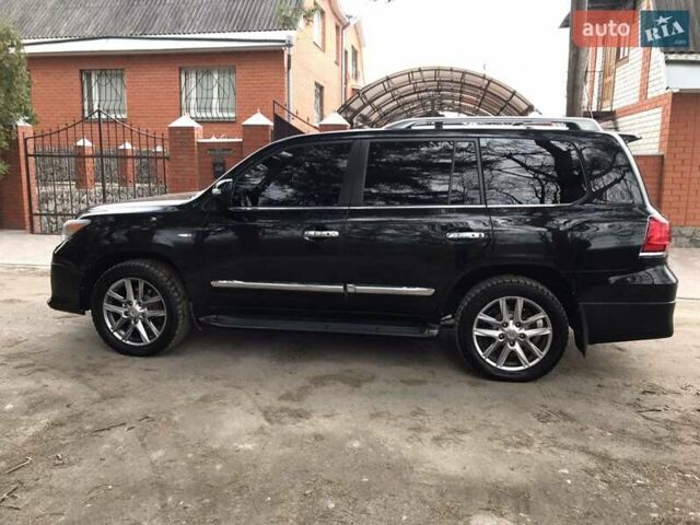 Черный Лексус ЛХ, объемом двигателя 5.7 л и пробегом 197 тыс. км за 39000 $, фото 7 на Automoto.ua