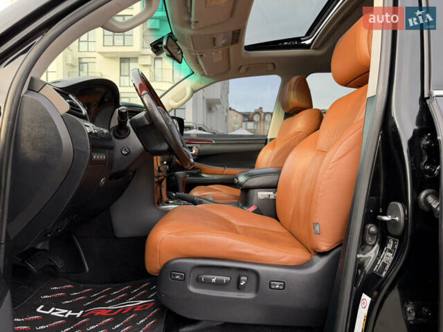 Черный Лексус ЛХ, объемом двигателя 5.7 л и пробегом 443 тыс. км за 26800 $, фото 34 на Automoto.ua