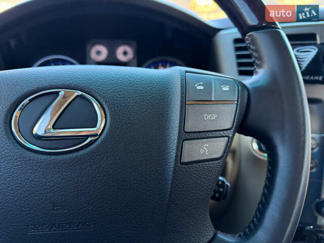 Чорний Лексус ЛХ, об'ємом двигуна 5.66 л та пробігом 106 тис. км за 37999 $, фото 28 на Automoto.ua
