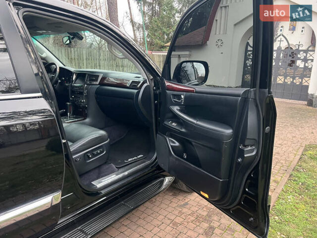 Чорний Лексус ЛХ, об'ємом двигуна 5.7 л та пробігом 244 тис. км за 24950 $, фото 80 на Automoto.ua