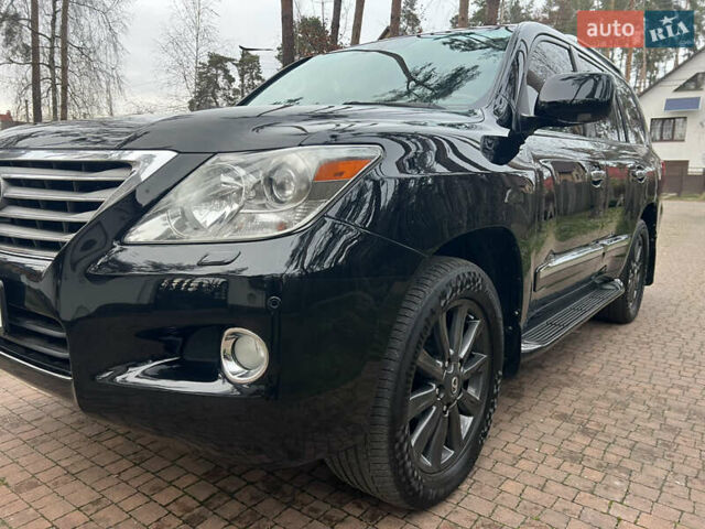 Чорний Лексус ЛХ, об'ємом двигуна 5.7 л та пробігом 244 тис. км за 24950 $, фото 23 на Automoto.ua