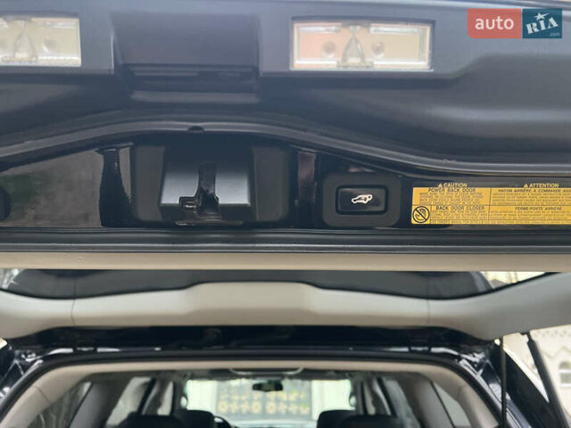 Чорний Лексус ЛХ, об'ємом двигуна 5.7 л та пробігом 244 тис. км за 24950 $, фото 35 на Automoto.ua