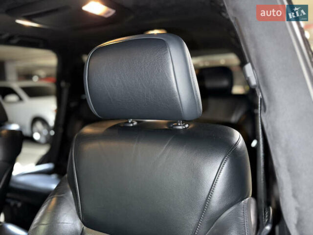 Чорний Лексус ЛХ, об'ємом двигуна 5.66 л та пробігом 115 тис. км за 35500 $, фото 22 на Automoto.ua