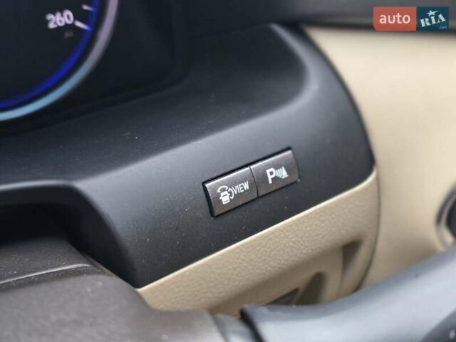 Черный Лексус ЛХ, объемом двигателя 5.66 л и пробегом 238 тыс. км за 25700 $, фото 25 на Automoto.ua