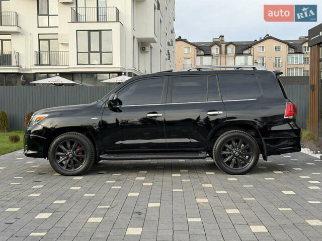 Черный Лексус ЛХ, объемом двигателя 5.7 л и пробегом 443 тыс. км за 26800 $, фото 5 на Automoto.ua