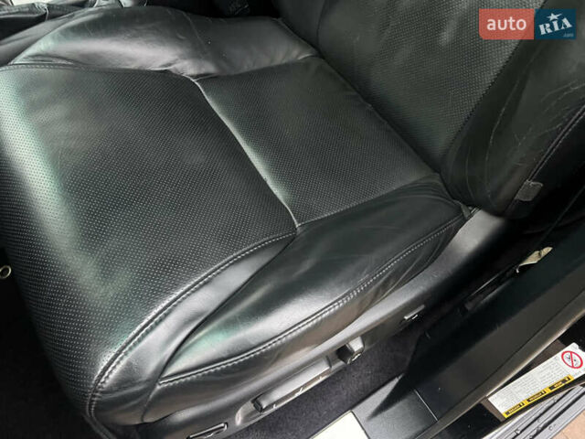 Чорний Лексус ЛХ, об'ємом двигуна 5.7 л та пробігом 244 тис. км за 24950 $, фото 45 на Automoto.ua