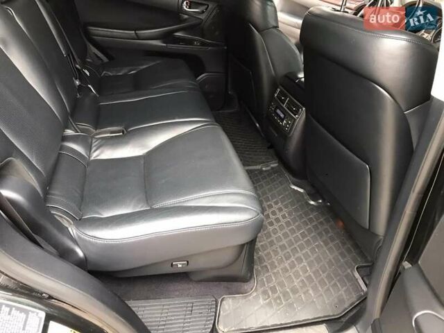 Черный Лексус ЛХ, объемом двигателя 5.7 л и пробегом 197 тыс. км за 39000 $, фото 15 на Automoto.ua