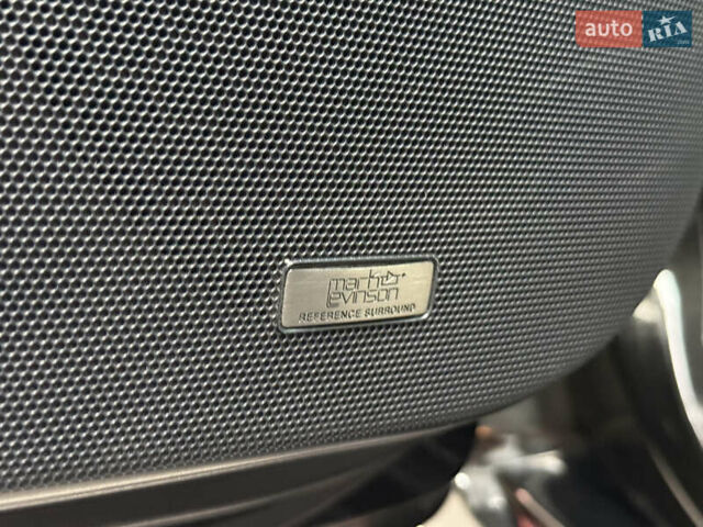 Черный Лексус ЛХ, объемом двигателя 5.7 л и пробегом 88 тыс. км за 47000 $, фото 45 на Automoto.ua