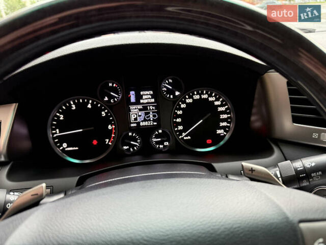 Черный Лексус ЛХ, объемом двигателя 5.7 л и пробегом 88 тыс. км за 47000 $, фото 21 на Automoto.ua