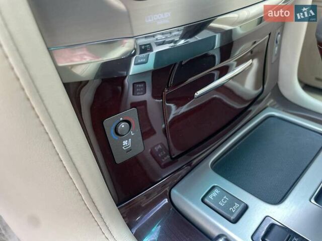 Черный Лексус ЛХ, объемом двигателя 5.7 л и пробегом 220 тыс. км за 35800 $, фото 72 на Automoto.ua