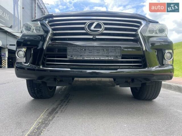 Черный Лексус ЛХ, объемом двигателя 5.7 л и пробегом 220 тыс. км за 35800 $, фото 3 на Automoto.ua